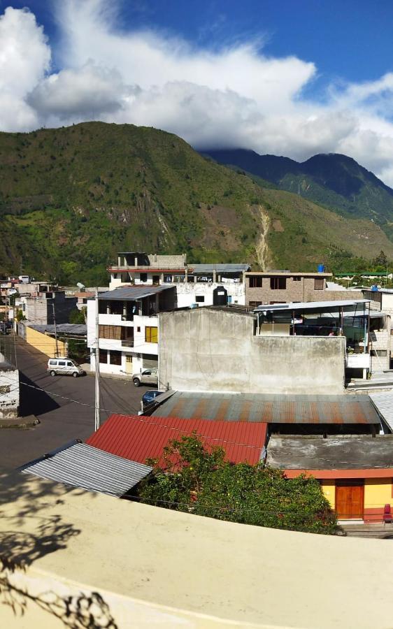 Mayra'S Apartments And Spanish School Banos  Bagian luar foto